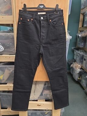 Levi's Size 29 Black Wedgie Straight Jeans